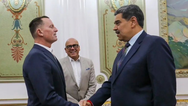 Un enviado especial de Donald Trump fue recibido por Nicolás Maduro