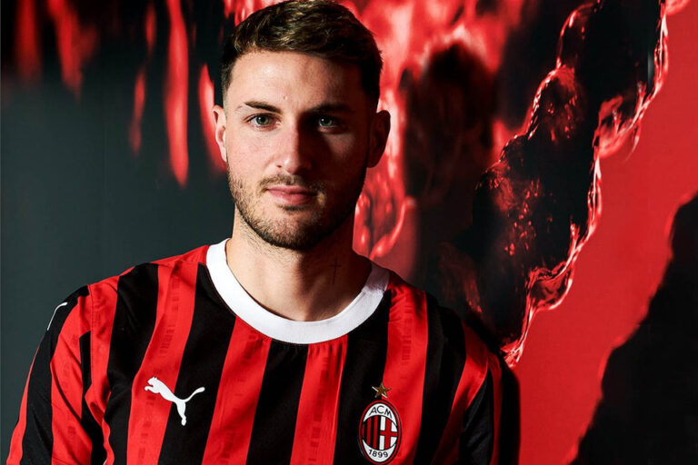 Santiago Giménez ya es jugador del Milan