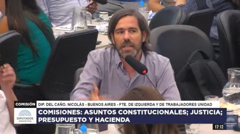 Del Caño: «Es todo verso en función de perpetuar en el poder a la fuerza política de Milei»