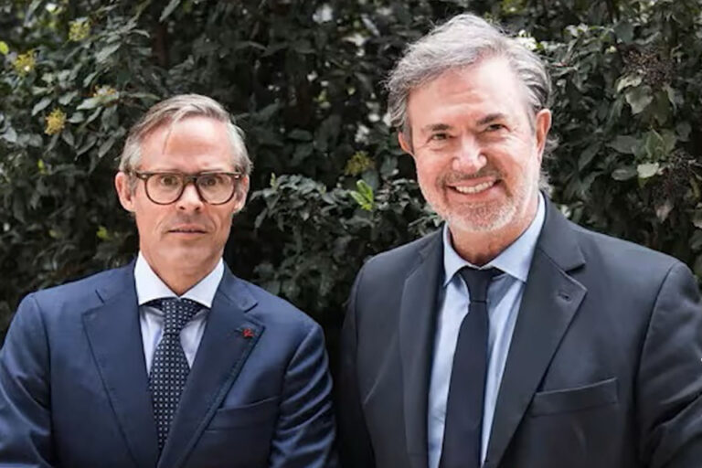Foster Gillett: su apoderado salió a explicar la falta de pagos