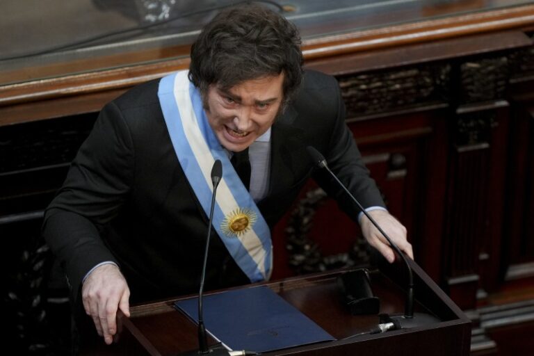 En un mensaje sin novedades, Milei anunció un acuerdo con el FMI que todavía no se cerró