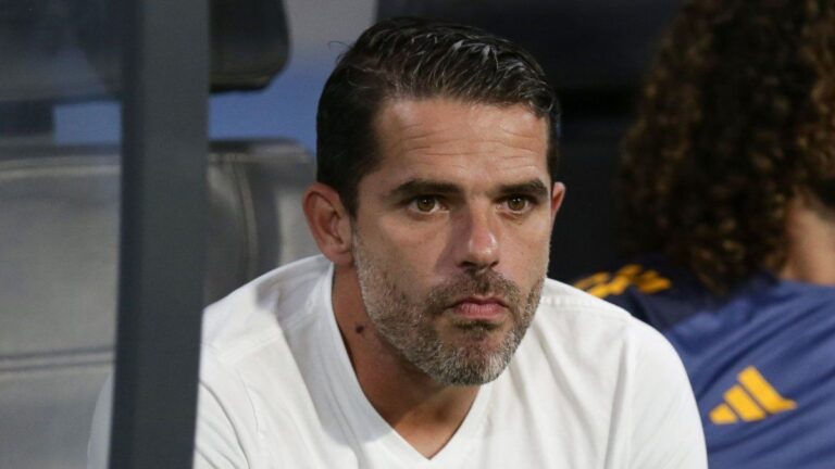 El probable 11 de Fernando Gago para que Boca reciba a Defensa y Justica