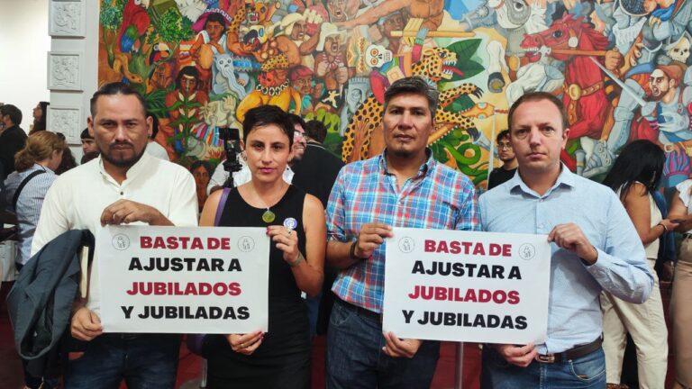 Legislatura: diputados del FITU presentaron declaración de repudio a la represión a jubilados
