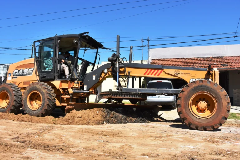 PROGRAMA DE ARREGLO Y BACHEO DE CALLES PARA EL ULTIMO DIA DE LA SEMANA