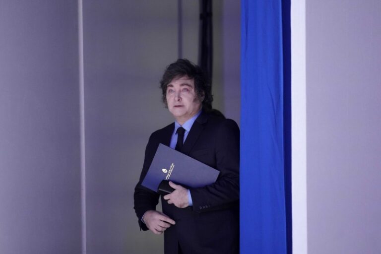 Con la imagen internacional afectada por el caso Libra, Milei ahora suspende un viaje a Israel