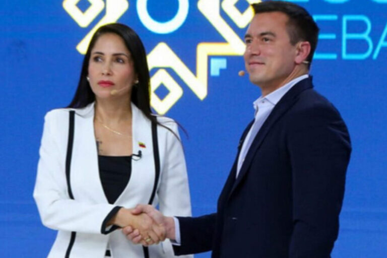 El lenguaje no verbal reveló los contrastes entre Noboa y González