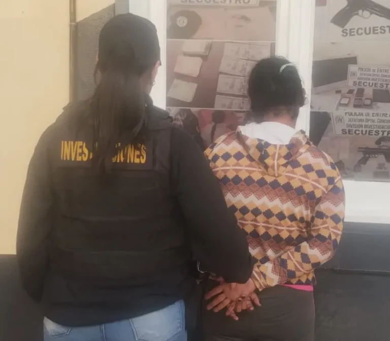 Seis allanamientos en barrio La Arrocera: droga, arma, elementos robados, y dos detenidos