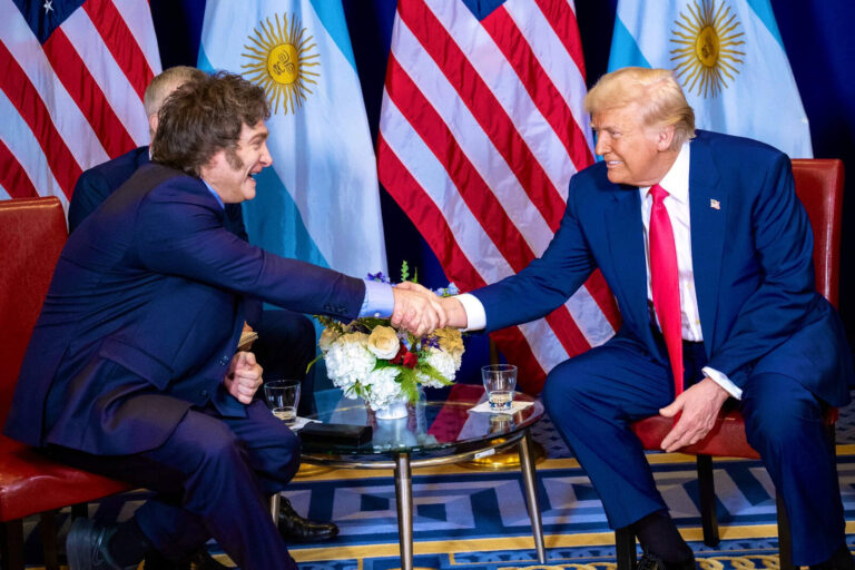 Qué es el Fondo de Estabilización Cambiaria que ofreció EEUU para ayudar a Argentina