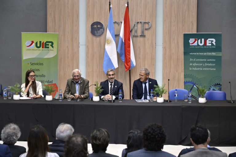 La provincia y la Unión Industrial trabajan en una agenda común