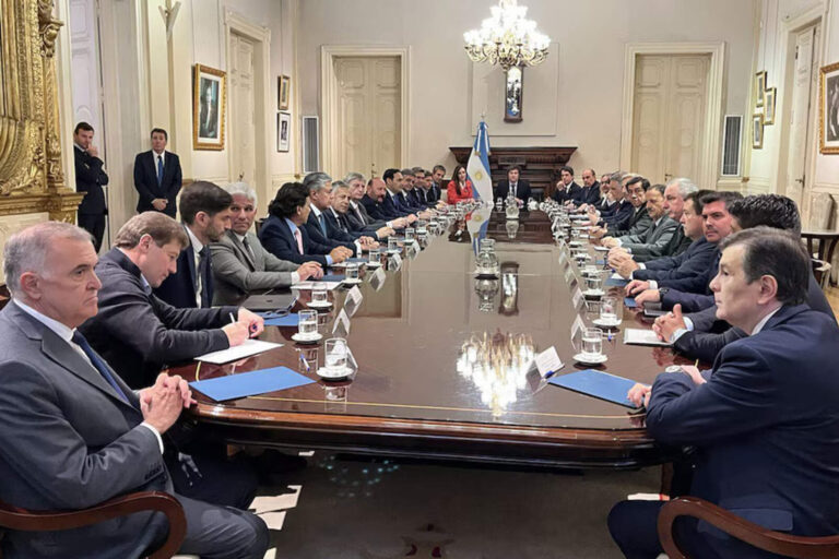 Milei impulsará el nuevo IVA y transformará la relación tributaria con las provincias