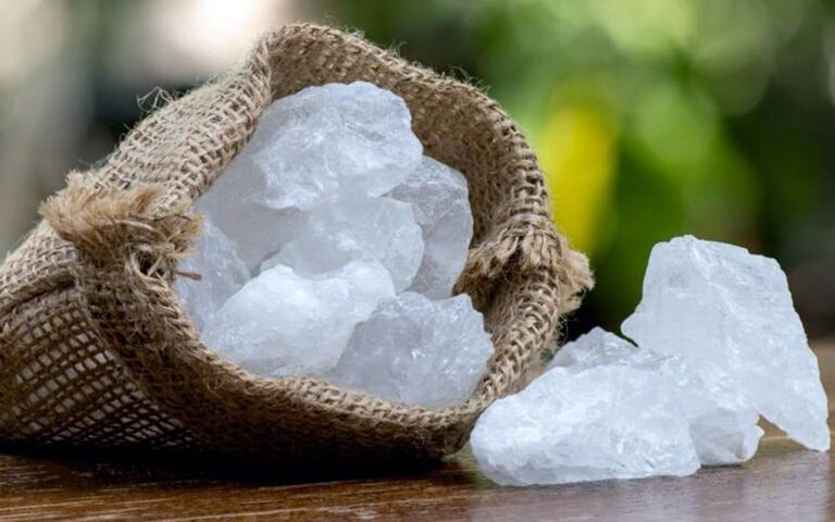 Cuáles son las propiedades saludables de la piedra de alumbre