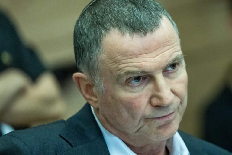 Roma no paga traidores: buscan expulsar a un diputado que quiere voltear a Netanyahu