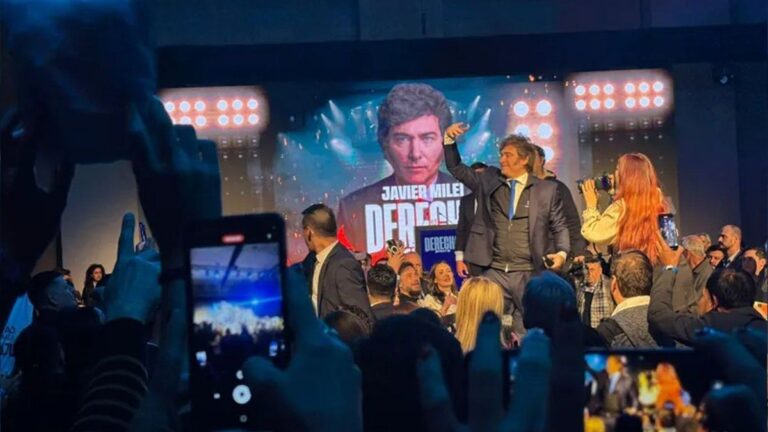 Melisa Molina, periodista de Página 12, denunció que la echaron del Derecha Fest