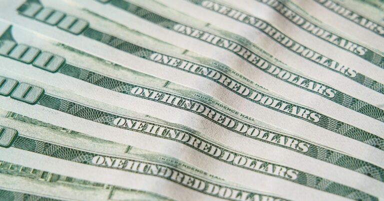 Dólar hoy y dólar blue, EN VIVO: a cuánto cotiza el oficial y cuál es el precio del paralelo este miércoles 6 de agosto, minuto a minuto