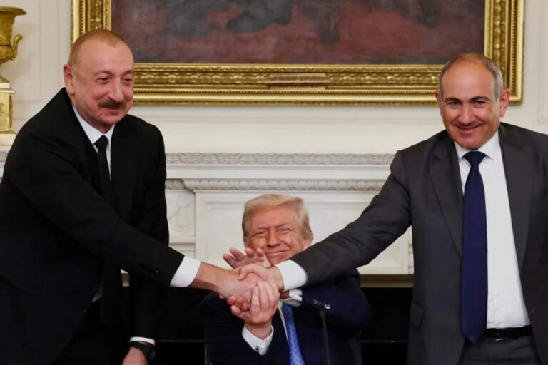 Donald Trump logró que Azerbaiyán y Armenia firmen un histórico acuerdo de paz