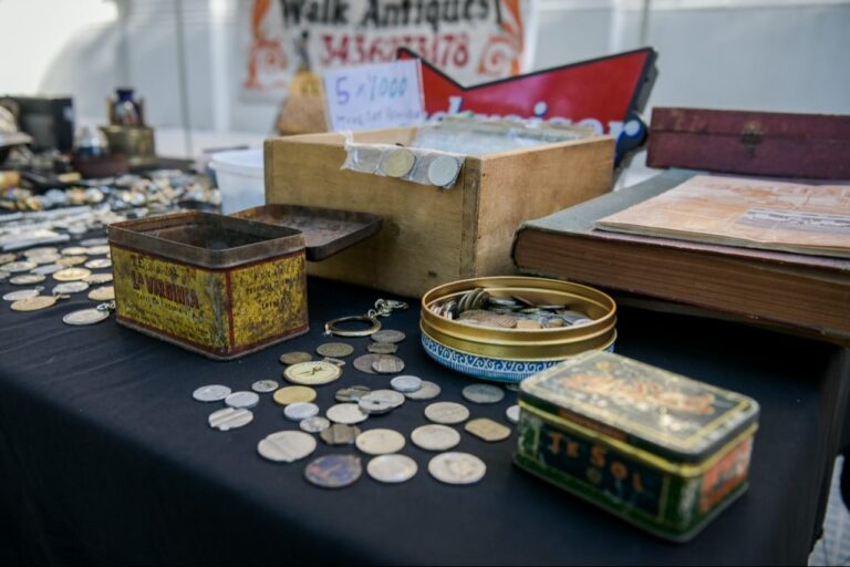 La Feria con Historia fortalece el trabajo de emprendedores anticuarios