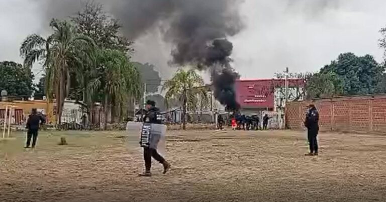 Salta. Abajo la represión a los empleados municipales de Hipólito Yrigoyen