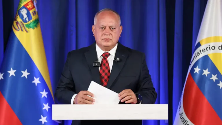 Venezuela: el chavismo anunció el despliegue de fuerzas en el Caribe tras el arribo de tropas estadounidenses