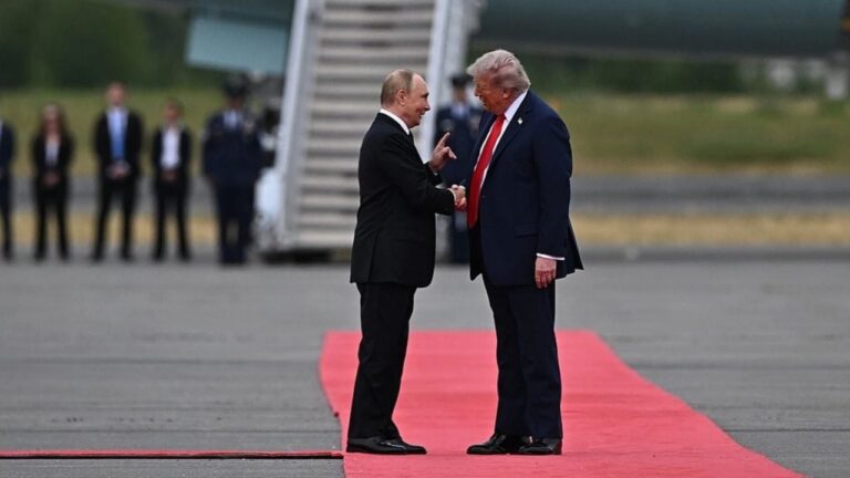 La paz cada vez más cerca: Donald Trump y Vladimir Putin llegaron a un acuerdo