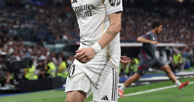 Sigue la «Mastantuonomanía» en España y los medios de Madrid ya lo tildan de «ídolo exprés»