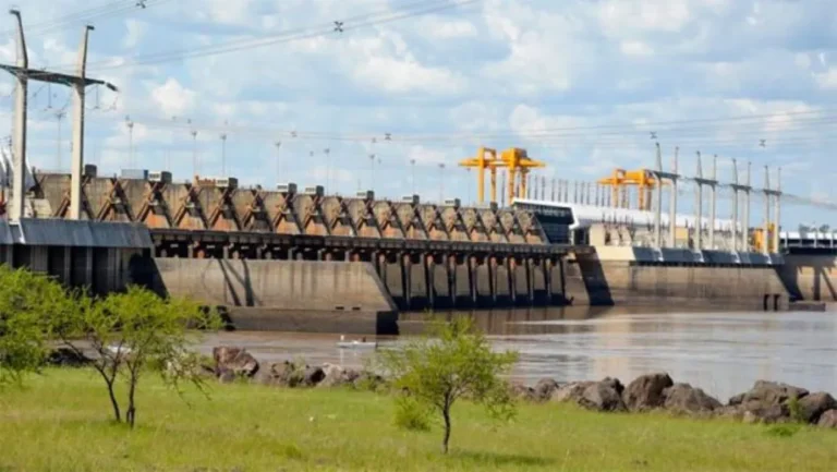 Sobre el costo de la energía y privatizar Salto Grande
