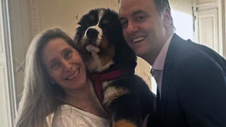 El hermano de Adorni la pasó mal a la hora de votar: le ofrecieron el 3 por ciento de Karina