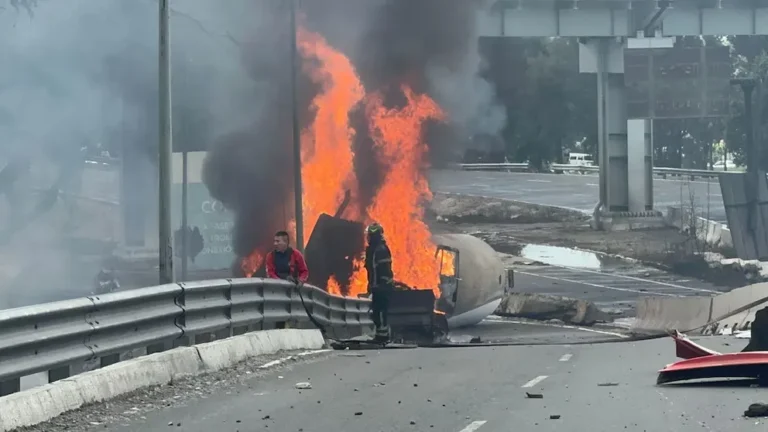 Ya son cuatro muertos y 90 heridos tras explosión en Puente de la Concordia en Iztapalapa