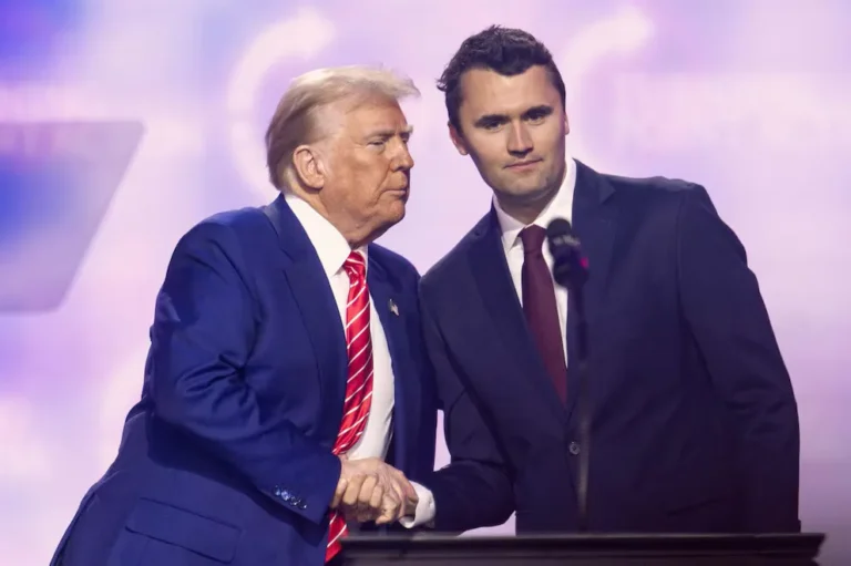 No hay rastros del asesino de Charlie Kirk, pese al intenso operativo de búsqueda que desplegó el FBI para capturarlo
