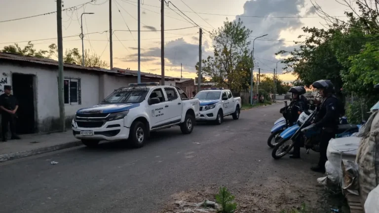 Tres detenidos tras allanamientos por tentativa de homicidio en la zona sur