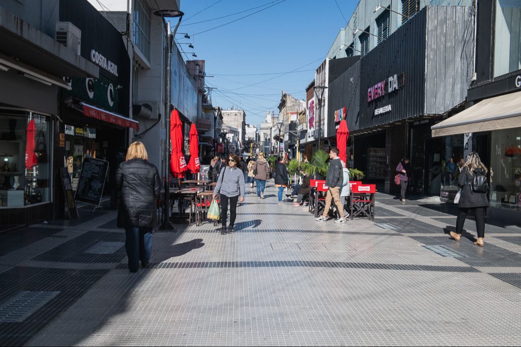 2296728-parana-celebra-a-mama-una-iniciativa-con-ofertas-y-promociones-de-comercios-de-la-ciudad