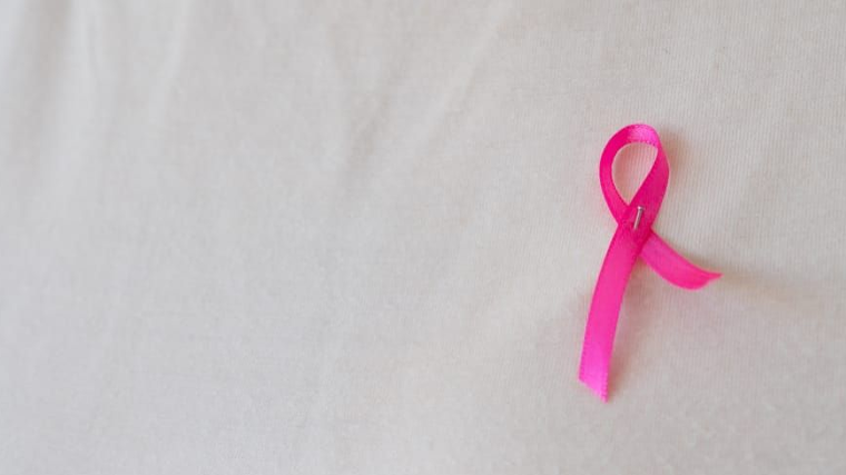 2303085-jornada-sobre-cancer-de-mama