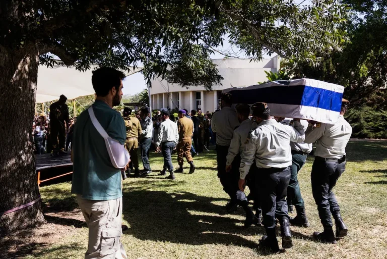 Israel aseguró conocer la ubicación de los cuerpos de 9 de los 13 rehenes muertos durante el cautiverio de Hamas en Gaza