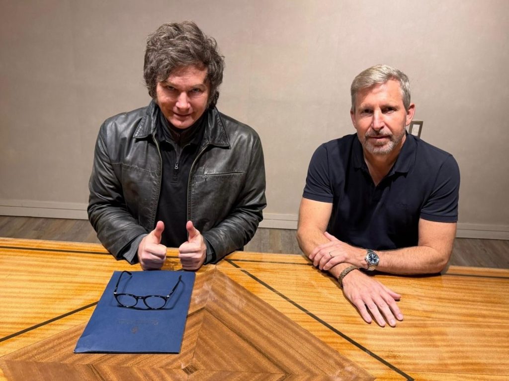 2325325-frigerio-compartio-una-reunion-de-trabajo-con-el-presidente-milei-y-planteo-una-agend690450aecdb5f