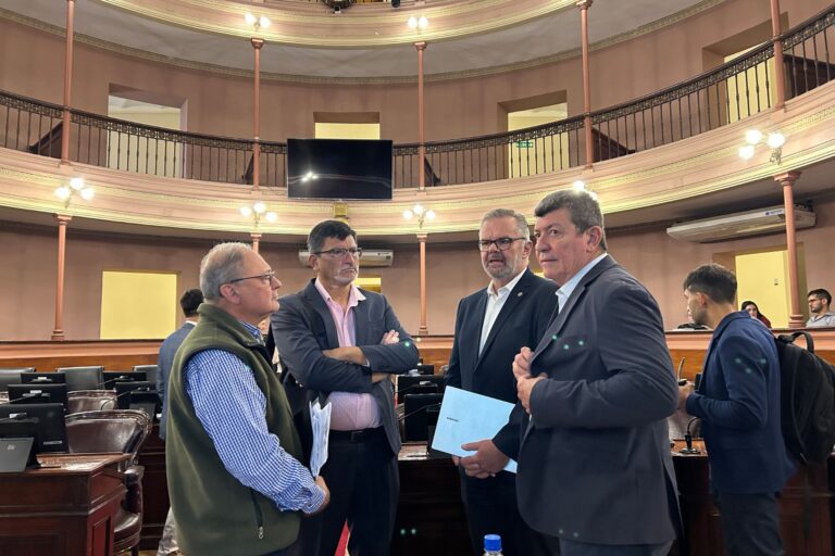 Planeamiento presentó en la Legislatura el Presupuesto 2026 para la obra pública provincial