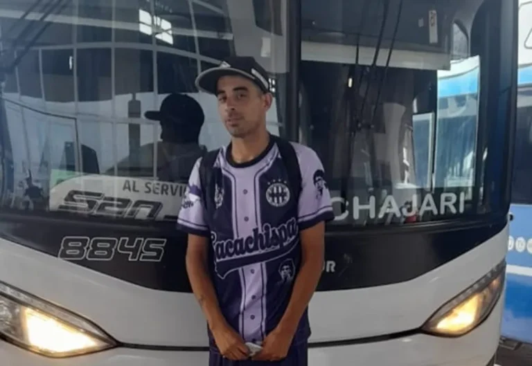 Piden ayuda para encontrar a un joven de Paraná: salió desde la Terminal hacia Concordia