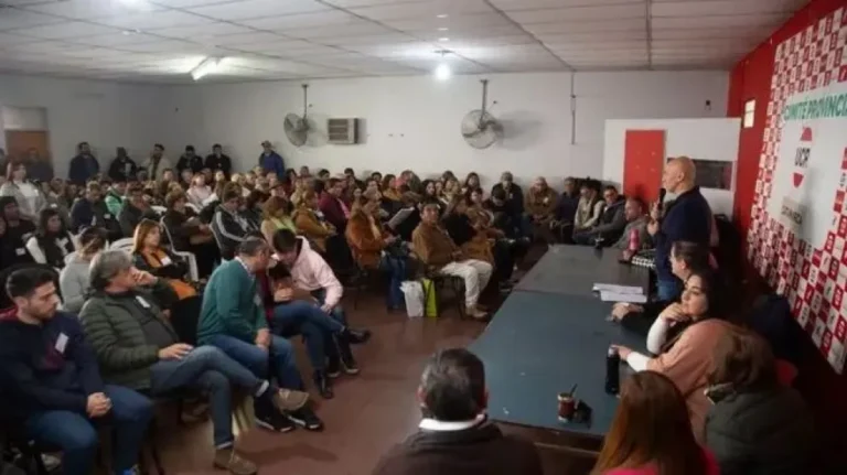 Crisis total en la UCR de Catamarca: piden la expulsión de 40 dirigentes que fueron candidatos por LLA