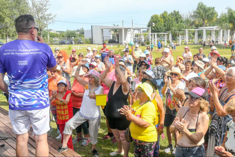 Abren inscripción en colonias para adultos mayores