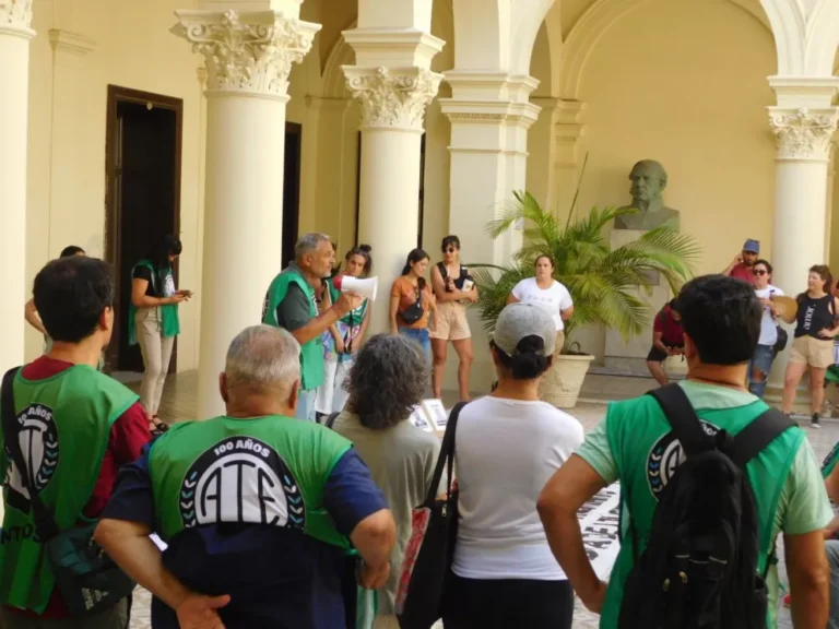 ATE se vuelve a movilizar para reclamar la renovación de contratos y la apertura de paritarias