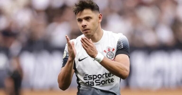 Boca confirmó a Ángel Romero como su primer refuerzo: el paraguayo viajó a la Argentina y reveló el llamado clave de Riquelme