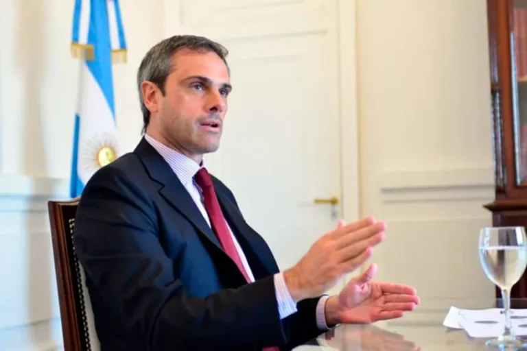 Michel, contra la deuda: «Cuando Frigerio y su equipo se vuelvan a vivir a Capital Federal, la hipoteca le va a quedar a los entrerrianos»