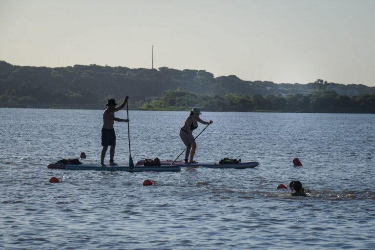Refuerzan el boyado en el balneario Thompson