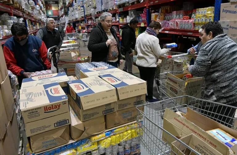 «Impunidad Total»: el sector mayorista rechaza la modificación de último momento a la reforma laboral