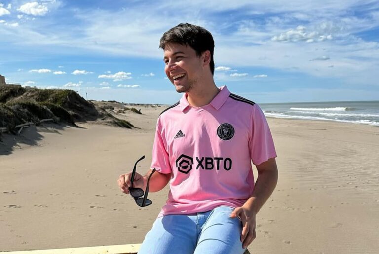 Un informático reveló si hubo complicidad interna en la estafa con las millas de Aerolíneas Argentinas: Se engolosinó